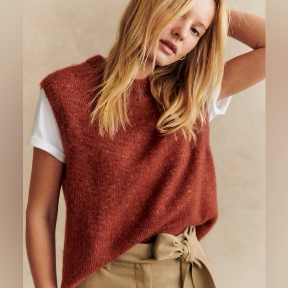 Sezane Samuel Sienna Size M Rust Red Sleeveless Knit Sweater Vest GUC